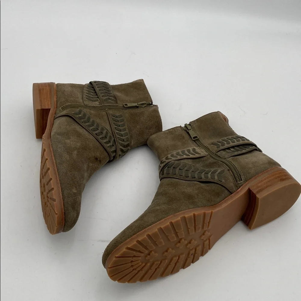 Jack Roger Stylish Olive Ankle Boots Women 5.5M suede office casual festival Y2K